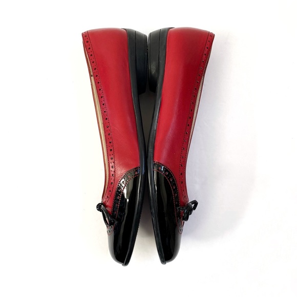 SALVATORE FERRAGAMO black patent red leather Oxford round toe bow ballet flats - Picture 7 of 12